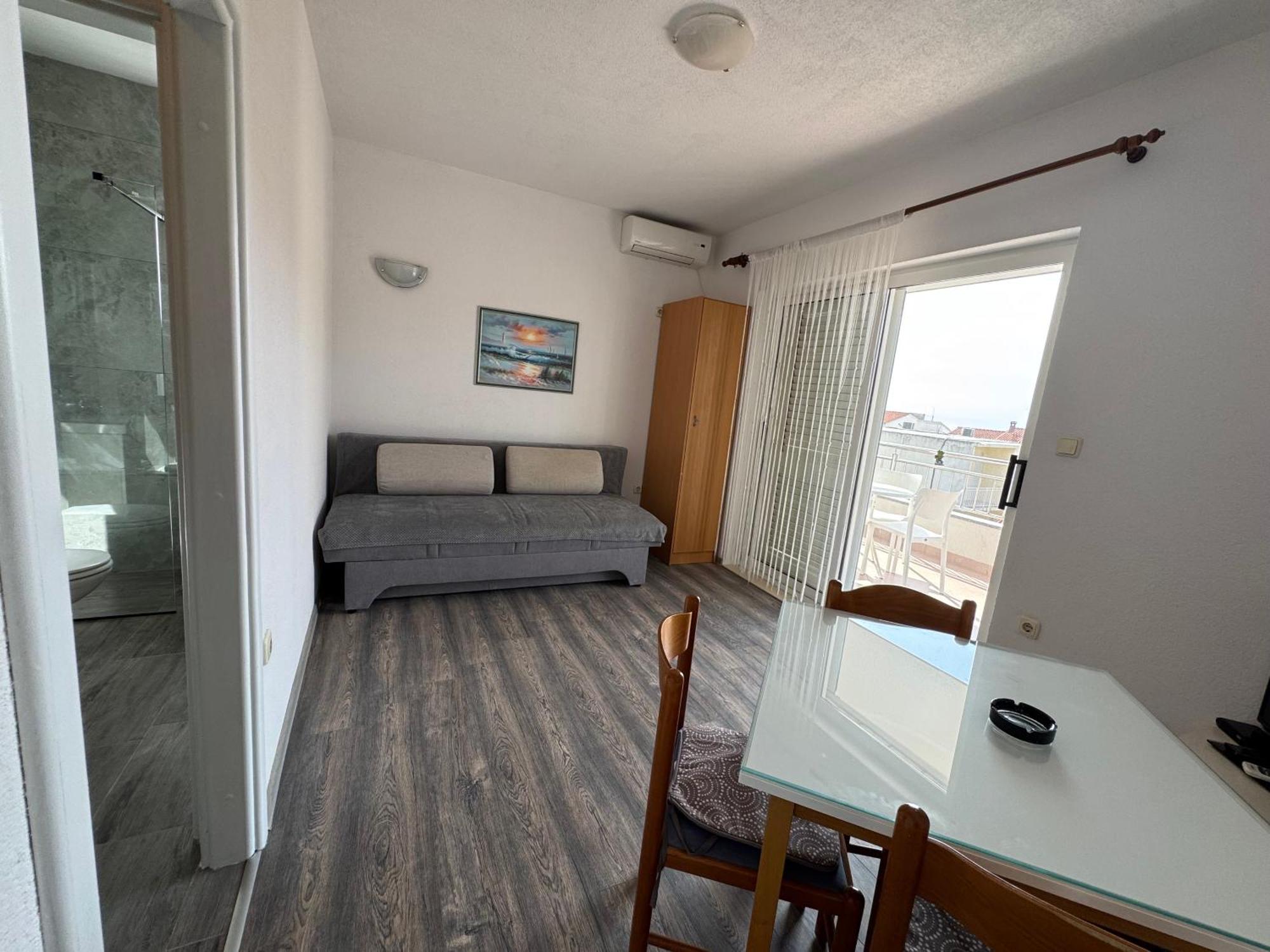 Apartment Makarska M&I, Free Private Parking 外观 照片