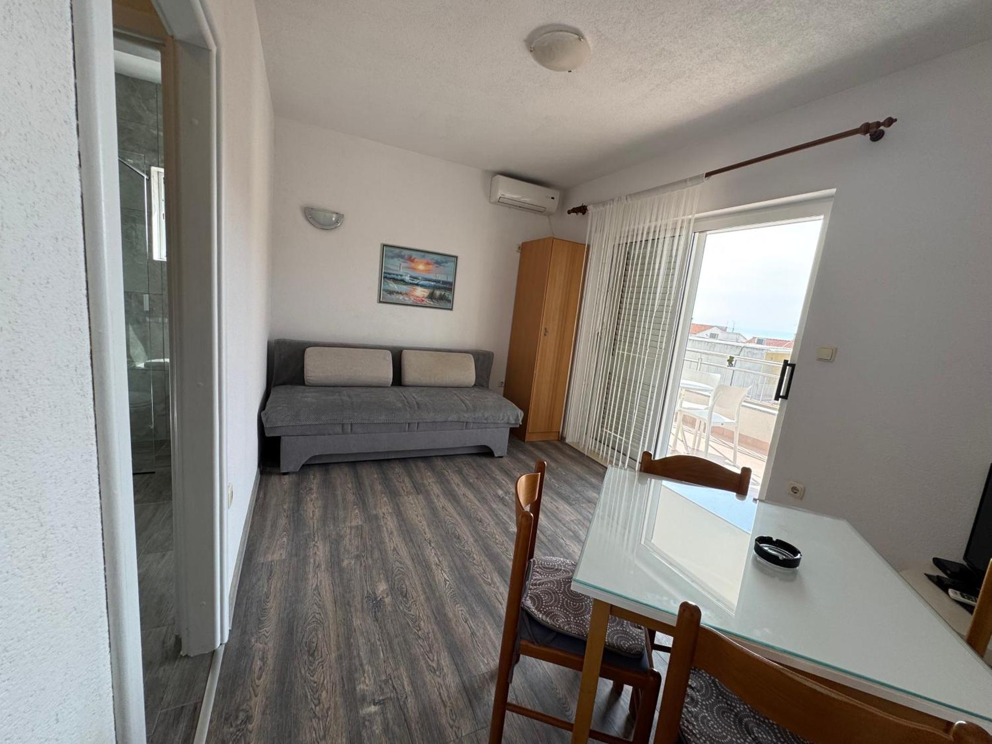 Apartment Makarska M&I, Free Private Parking 外观 照片