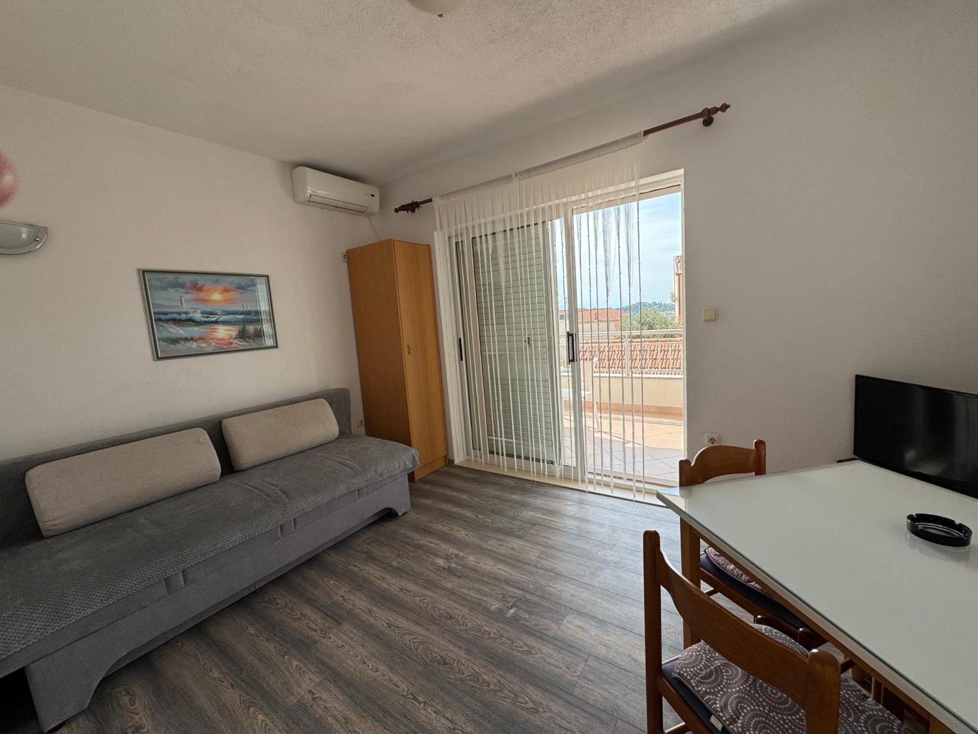 Apartment Makarska M&I, Free Private Parking 外观 照片